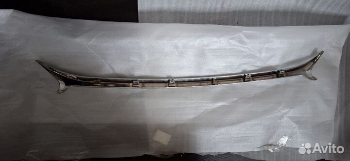 Накладка решетки радиатора хром Toyota Camry xv50