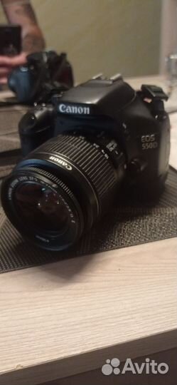 Зеркальный фотоаппарат canon 550d