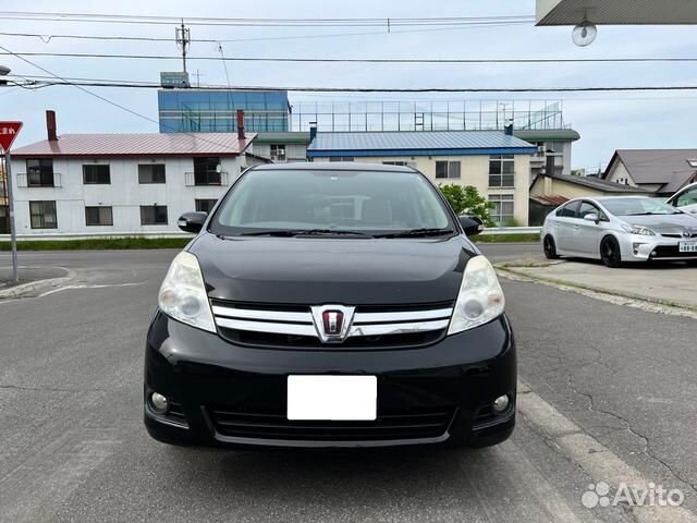 Toyota Isis 1.8 CVT, 2014, 36 000 км