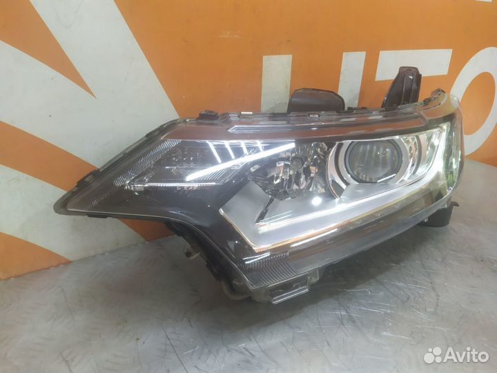 Фара левая Mitsubishi Outlander 3 2015-Нв