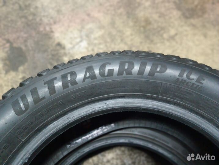 Goodyear Ultragrip Ice Arctic 225/55 R16 95T