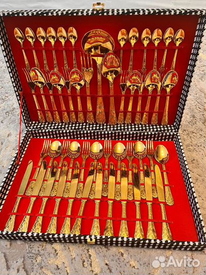 Итальянский столовый набор