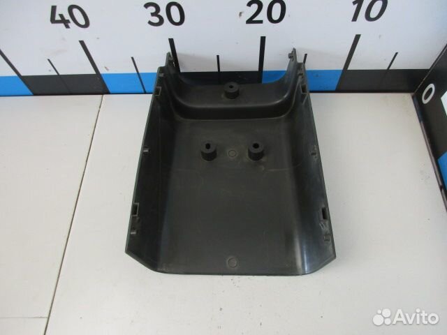 Кожух рулевой колонки нижний Volvo FM13 FH13