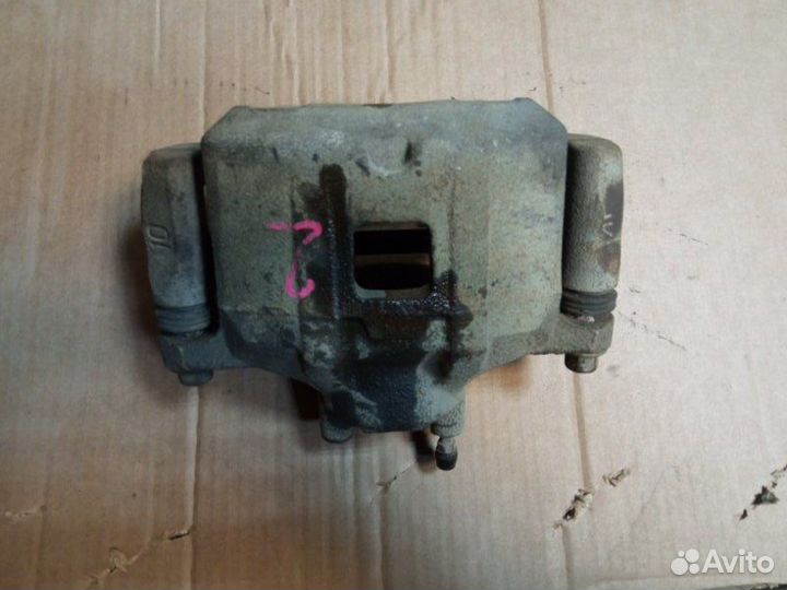 Суппорт передний правый Mitsubishi Lancer 10 CX