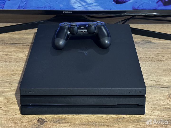 Sony playstation 4 PS4 pro 1tb