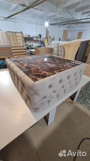 Журнальный столик