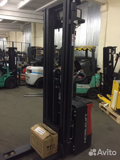 Штабелер Noblelift