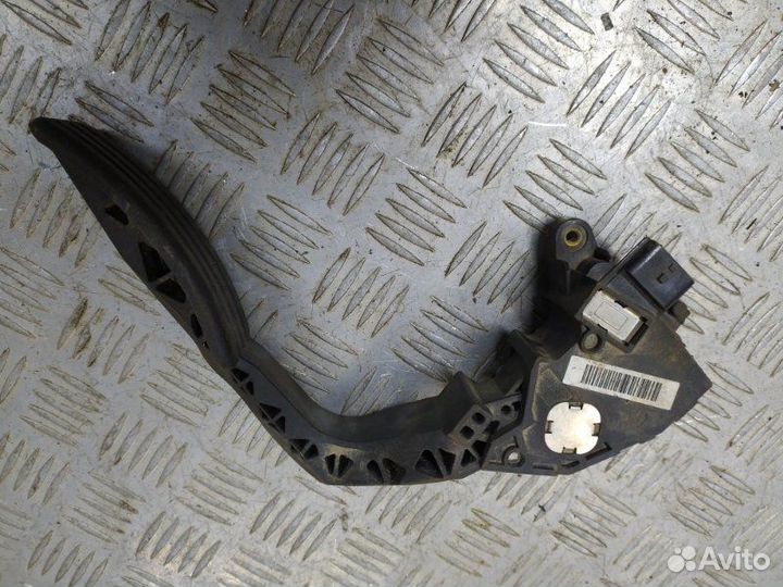 Педаль газа Renault Fluence 1 2010–2014