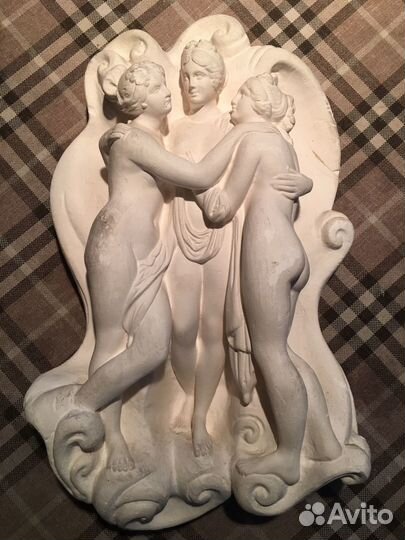 Барельефы гипсовые