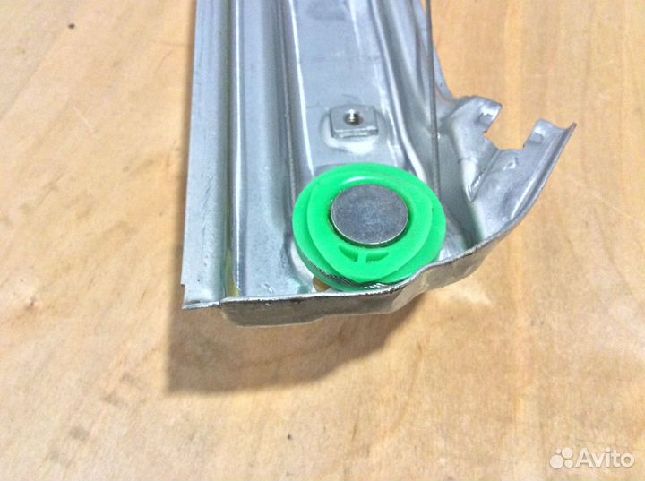 Стеклоподъемник левый Ford Transit 14+