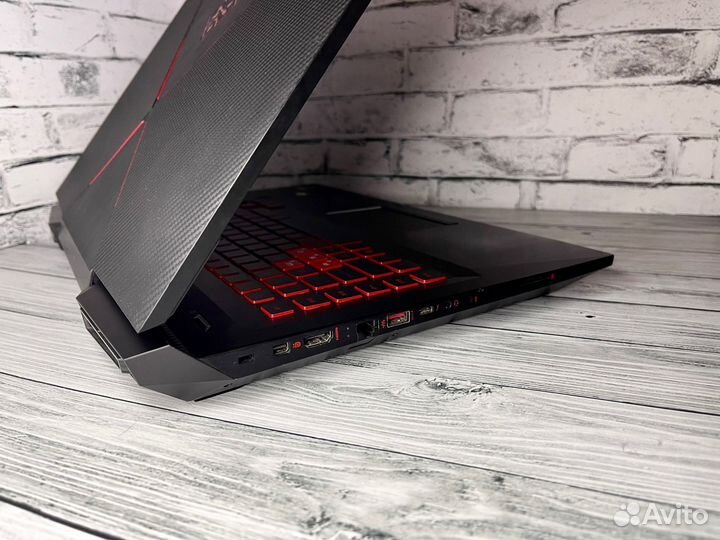Игровой ноутбук HP Omen 17 GTX6gb/i7/120 Гц