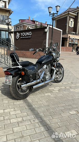 Honda shadow 1100