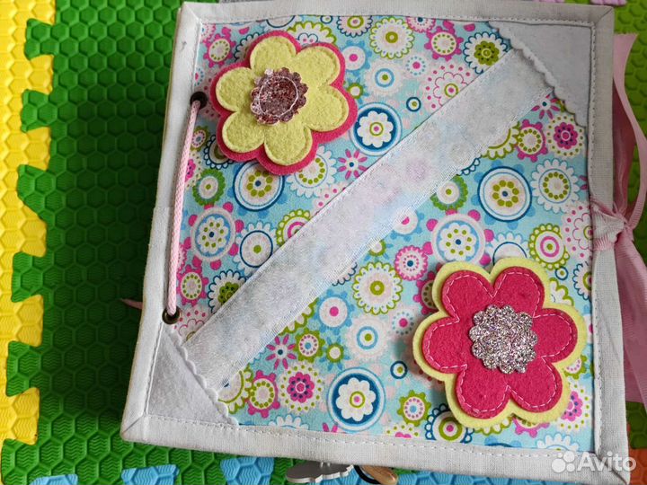 Развивающая книжка из фетра