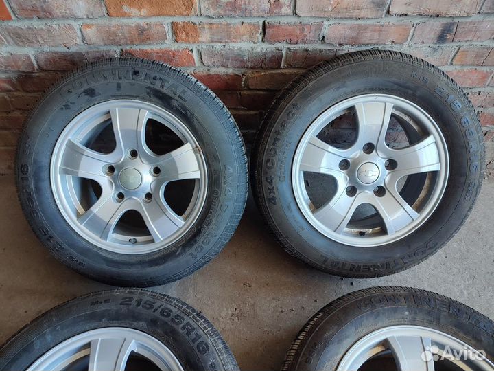 Колеса на ниву R16 5х139.7 Continental 4x4 Contact