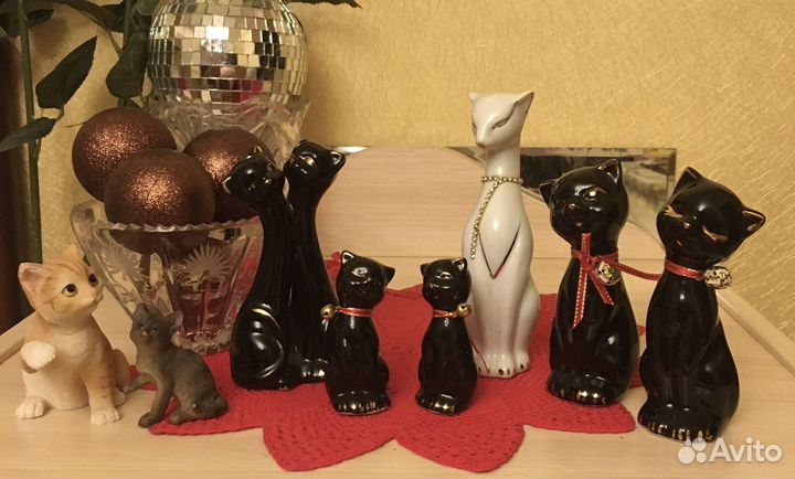 Фарфоровые статуэтки и фигурки