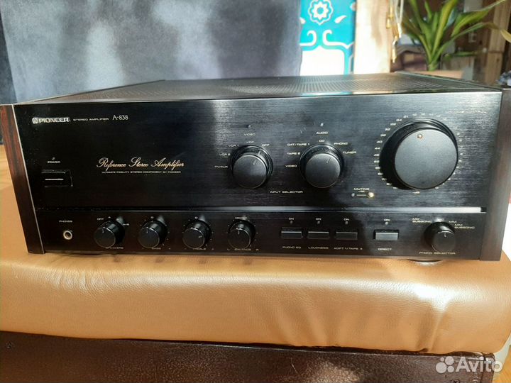 Pioneer A 838