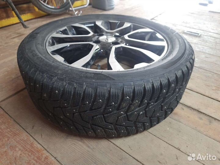 Hankook AM06 5.50/55 R16