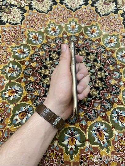 iPhone Xs, 256 ГБ