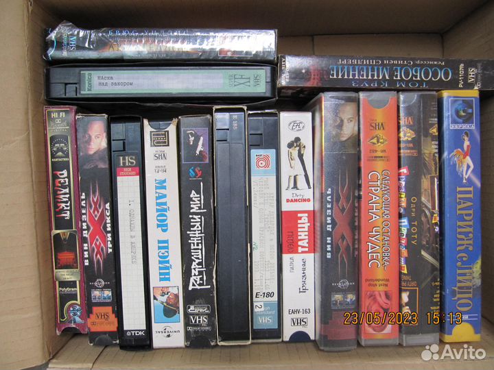 Видеокассеты с фильмами