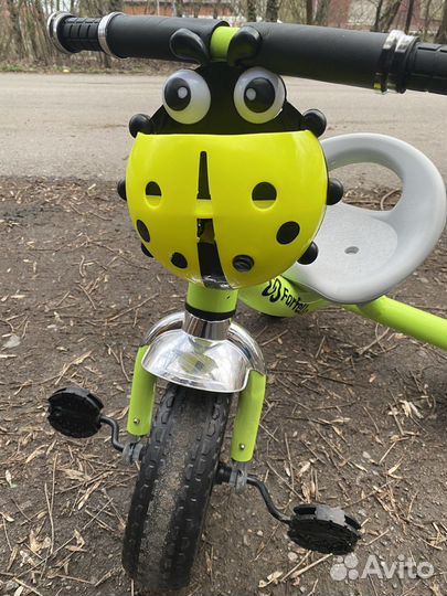 Детский трехколесный велосипед