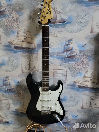 Электрогитары Stratocaster и Les Paul