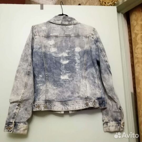 Джинсовая куртка