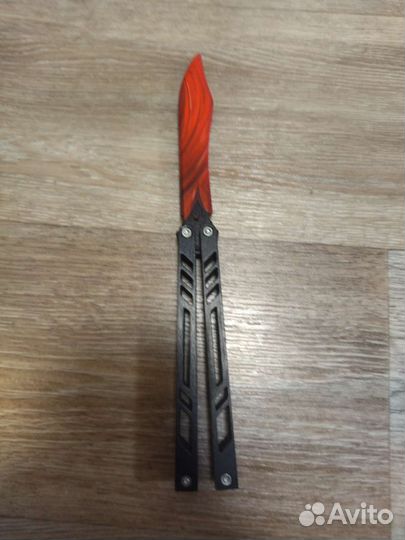 Нож бабочка из дерева