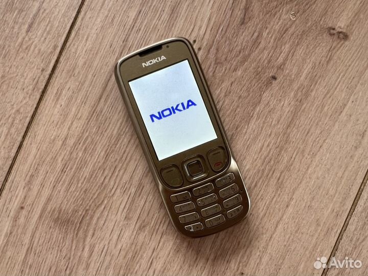 Nokia 6303i Сlassic