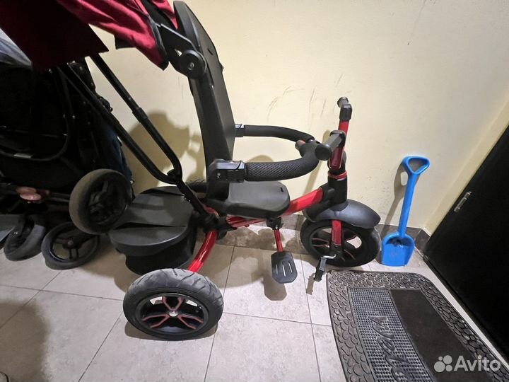 Детский трехколесный велосипед