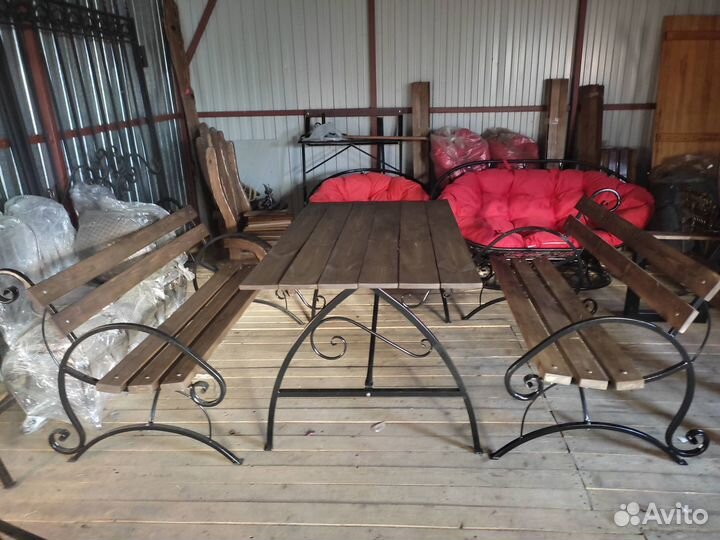 Лавочки и скамейки