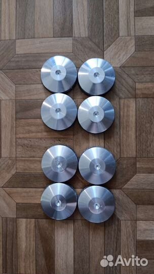 Подставки под акустические системы