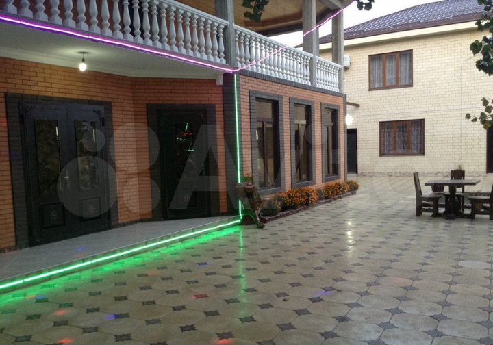 Гостиница, 1500 м²