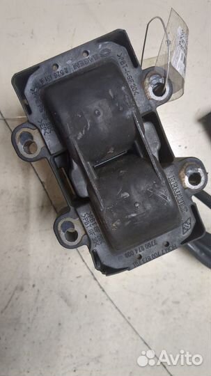 Катушка зажигания Renault Megane, 1998