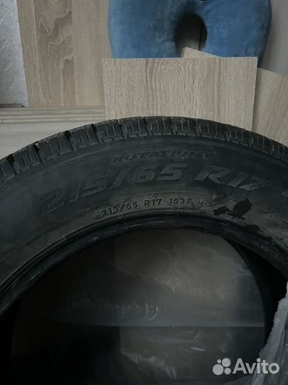 Pirelli Ice Zero 215/65 R17