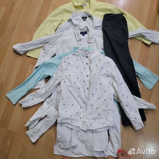 Отдам за 2 кг конфет машинки