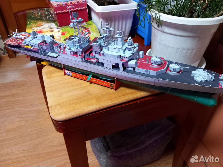 Модель корабля из бумаги