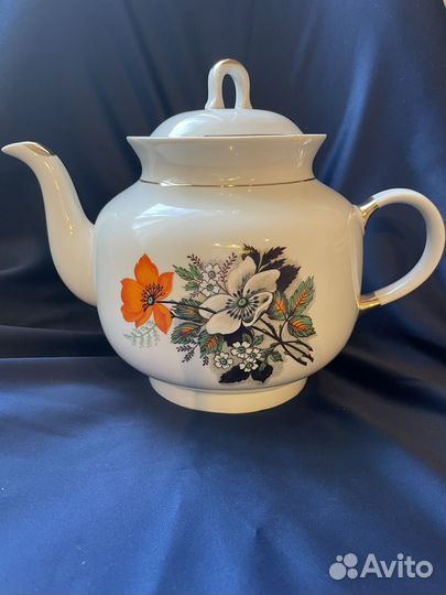 Посуда фарфор разная