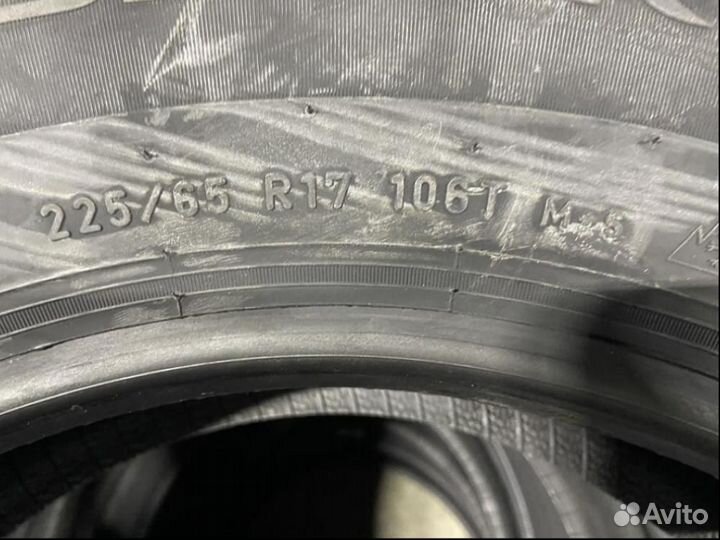 Pirelli Winter Ice Zero 225/65 R17 106T