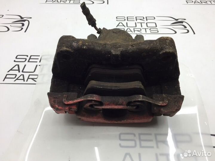 Суппорт передний левый Volkswagen Touareg 7L GP