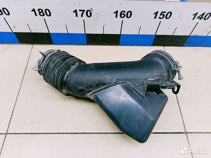 Патрубок воздушного фильтра RAV 4 2013