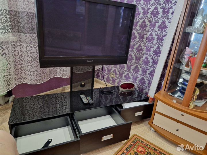 Тумба под телевизор