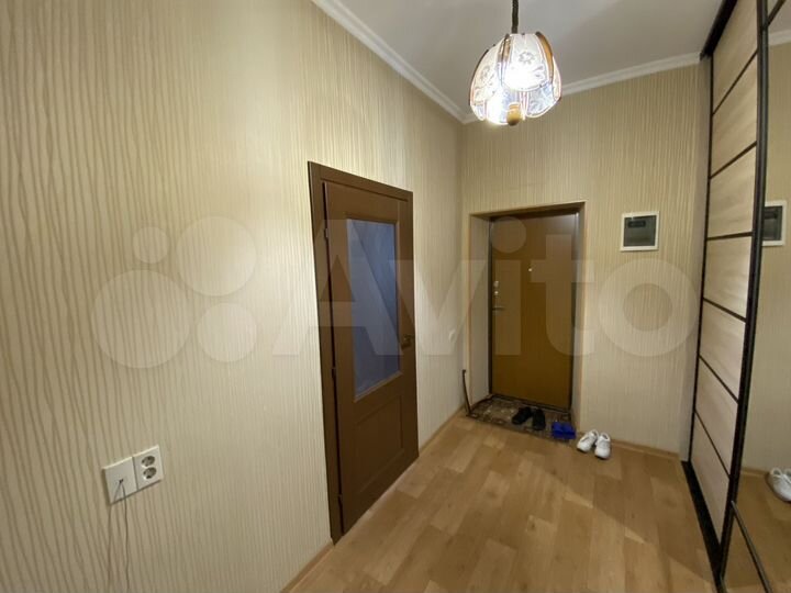 2-к. квартира, 65,6 м², 2/2 эт.