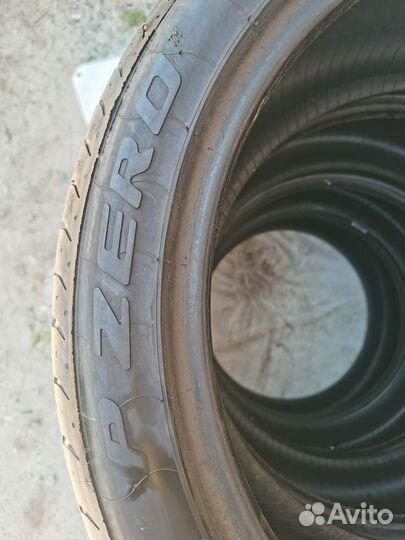 Pirelli P Zero 255/40 R19 103Y