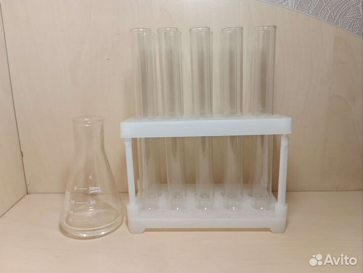 Набор химических колб с подставкой