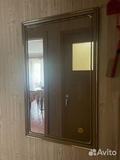 Зеркало настенное в прихожую бу