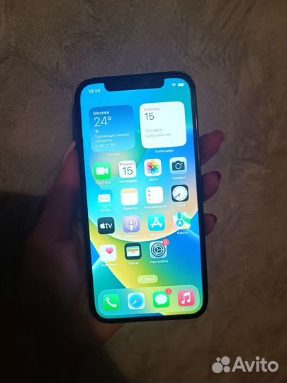 Дисплей на iPhone 12