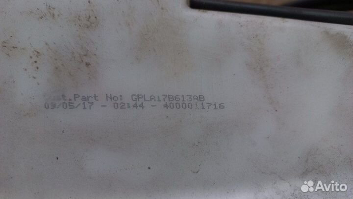 Бачок омывателя Land Rover Range Rover Vogue 4