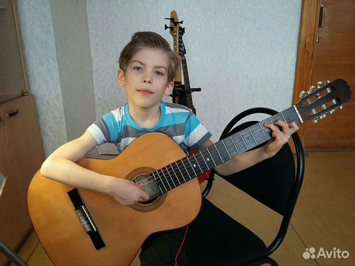 Обучение игре на гитаре