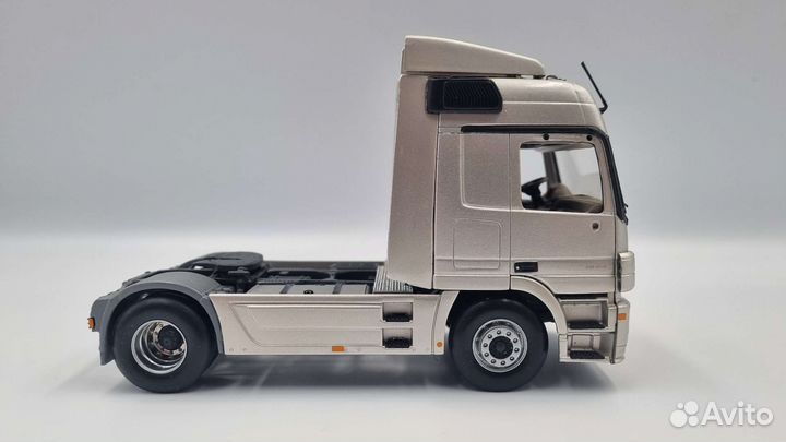 Модель Mercedes-Benz Actros