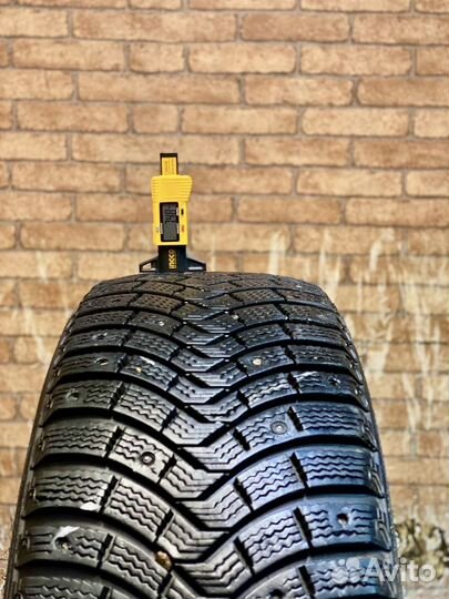 Michelin X-Ice North 2 235/65 R18